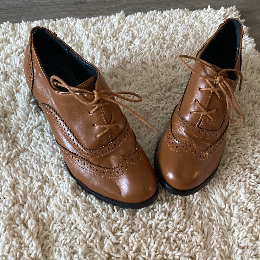 Heeled oxfords, only worn once, size 6.5 women’s